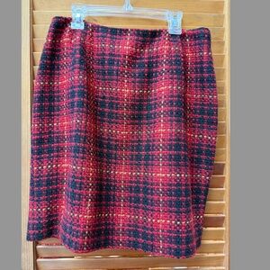 Apertif Women's Red Plaid Wool Mini Skirt, Size: 10, EUC